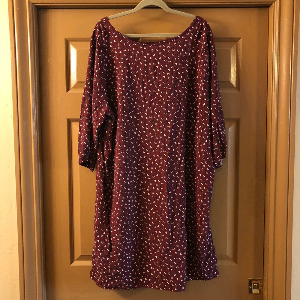 Old Navy Size 24 Burgundy floral print dress